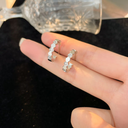 [Regal Jewels]BEE LOVE DIAMOND HOOP EARRINGS