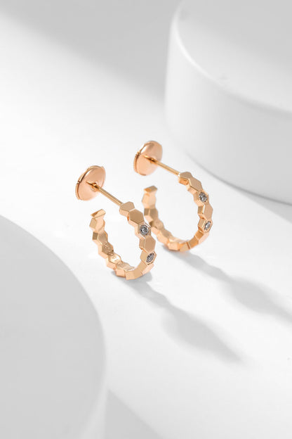 [Regal Jewels]BEE LOVE DIAMOND HOOP EARRINGS