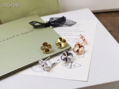 [Regal Jewels]CLOVER MEDIUM STUD EARRINGS