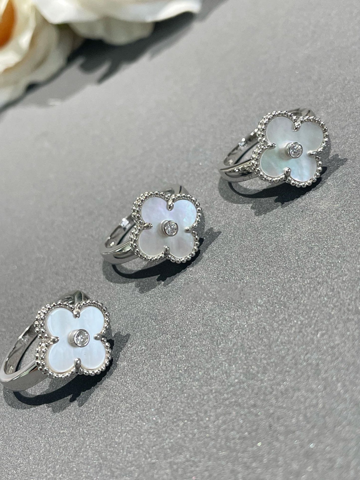 [Regal Jewels]CLOVER SILVER MOP DIAMOND RING