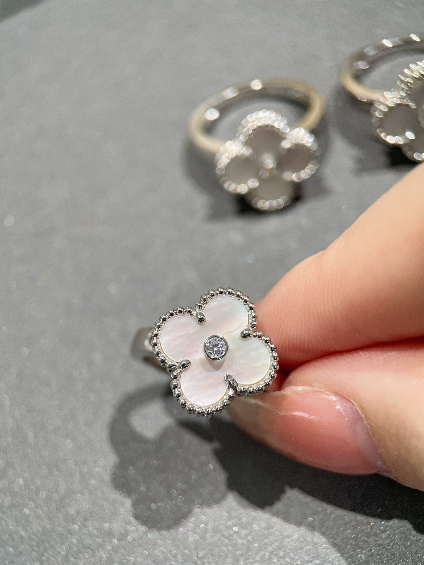 [Regal Jewels]CLOVER SILVER MOP DIAMOND RING