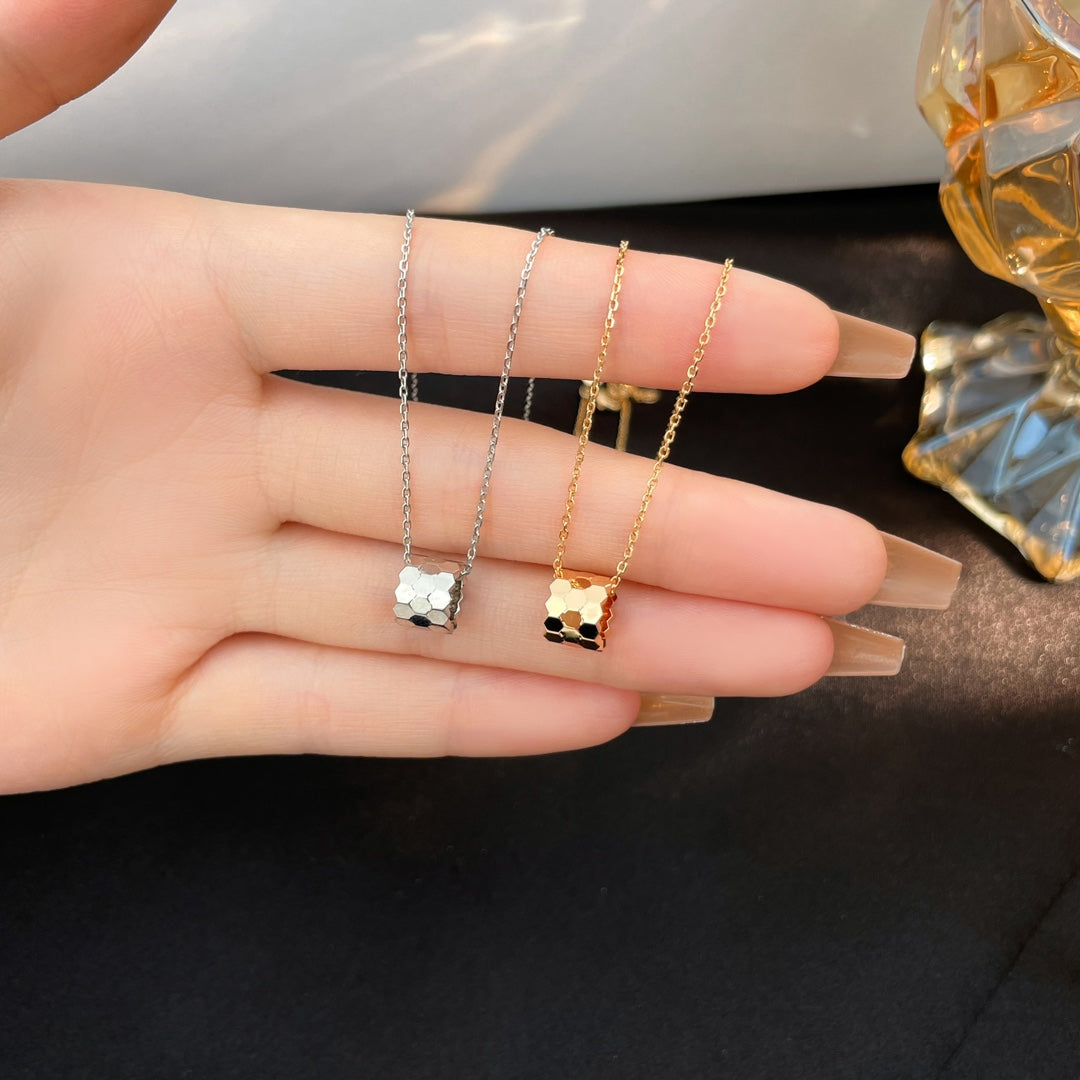 [Regal Jewels]BEE MINI NECKLACE