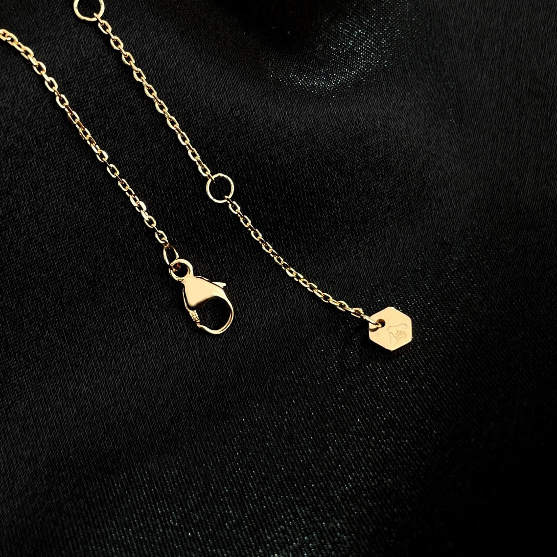 [Regal Jewels]BEE MINI NECKLACE