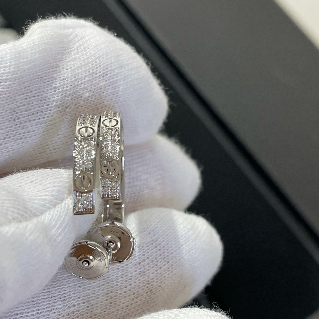 [Regal Jewels]LOVE DIAMOND SILVER HOOP EARRINGS