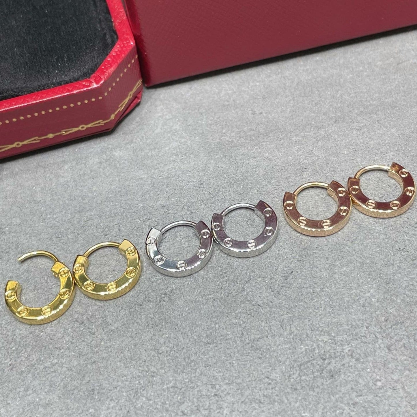 [Regal Jewels]LOVE MINI EARRINGS