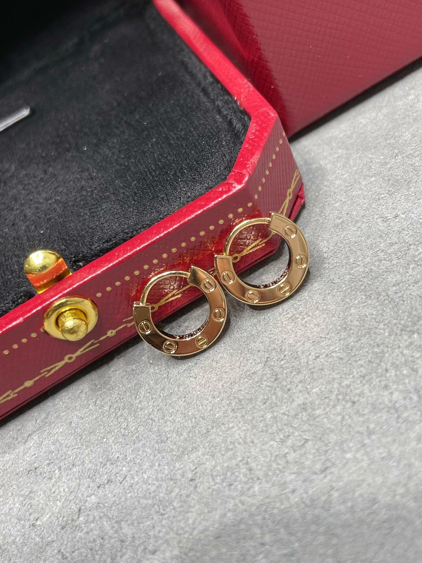 [Regal Jewels]LOVE MINI EARRINGS