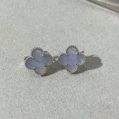 [Regal Jewels]CLOVER CHALCEDONY SILVER STUD EARRINGS