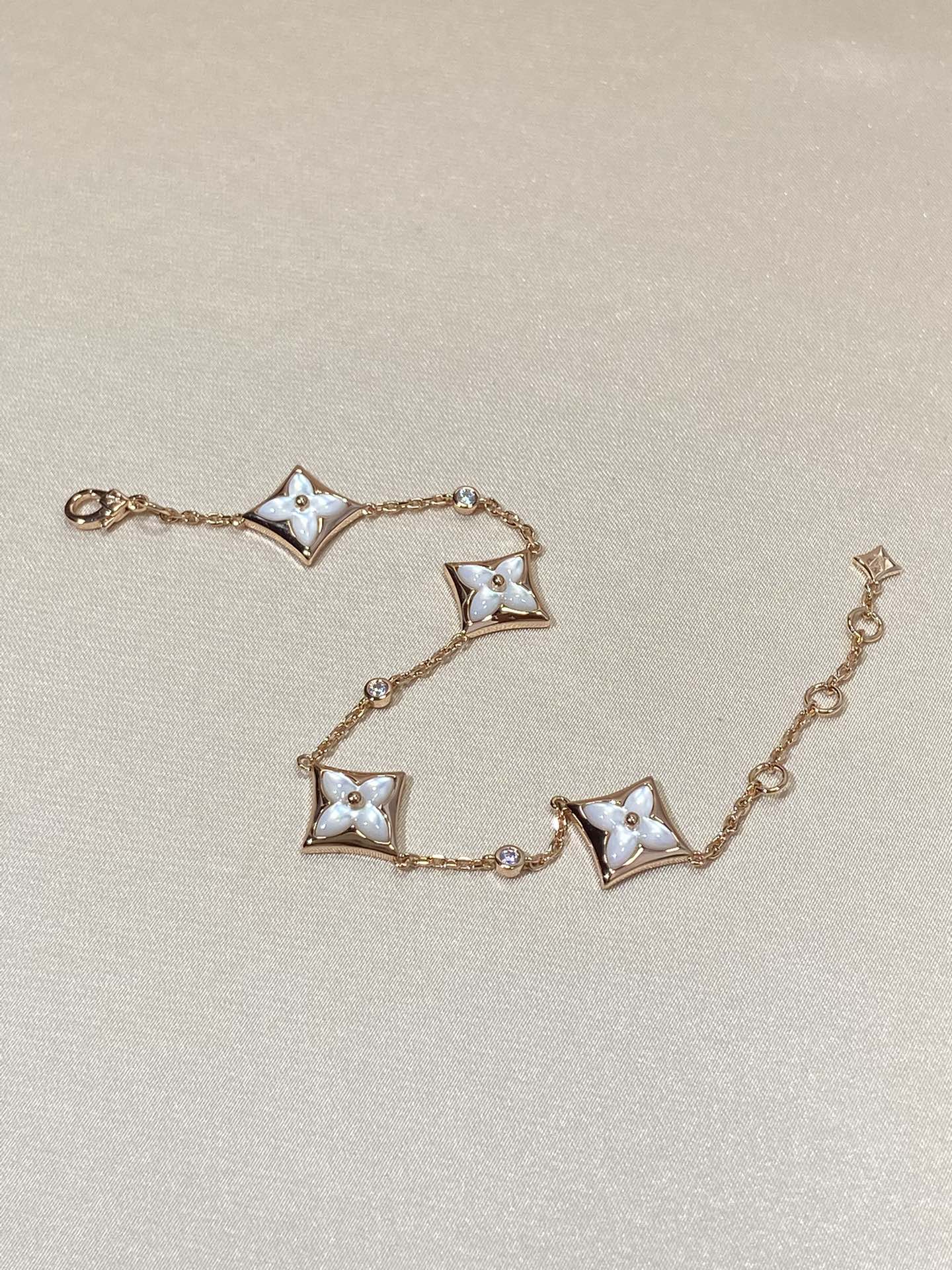 [Regal Jewels]STAR 4 MOTIF MOP DIAMOND PINK GOLD BRACELET