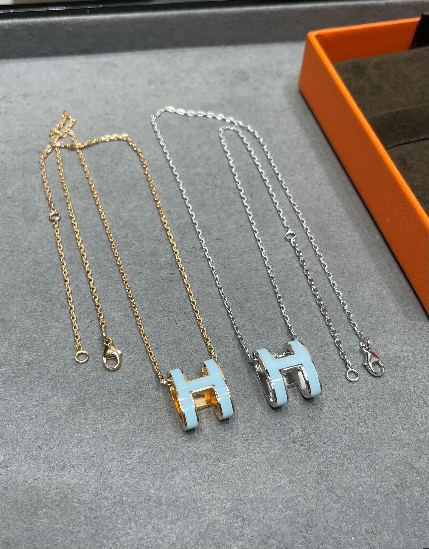 [Regal Jewels]POP H SKY BLUE NECKLACE