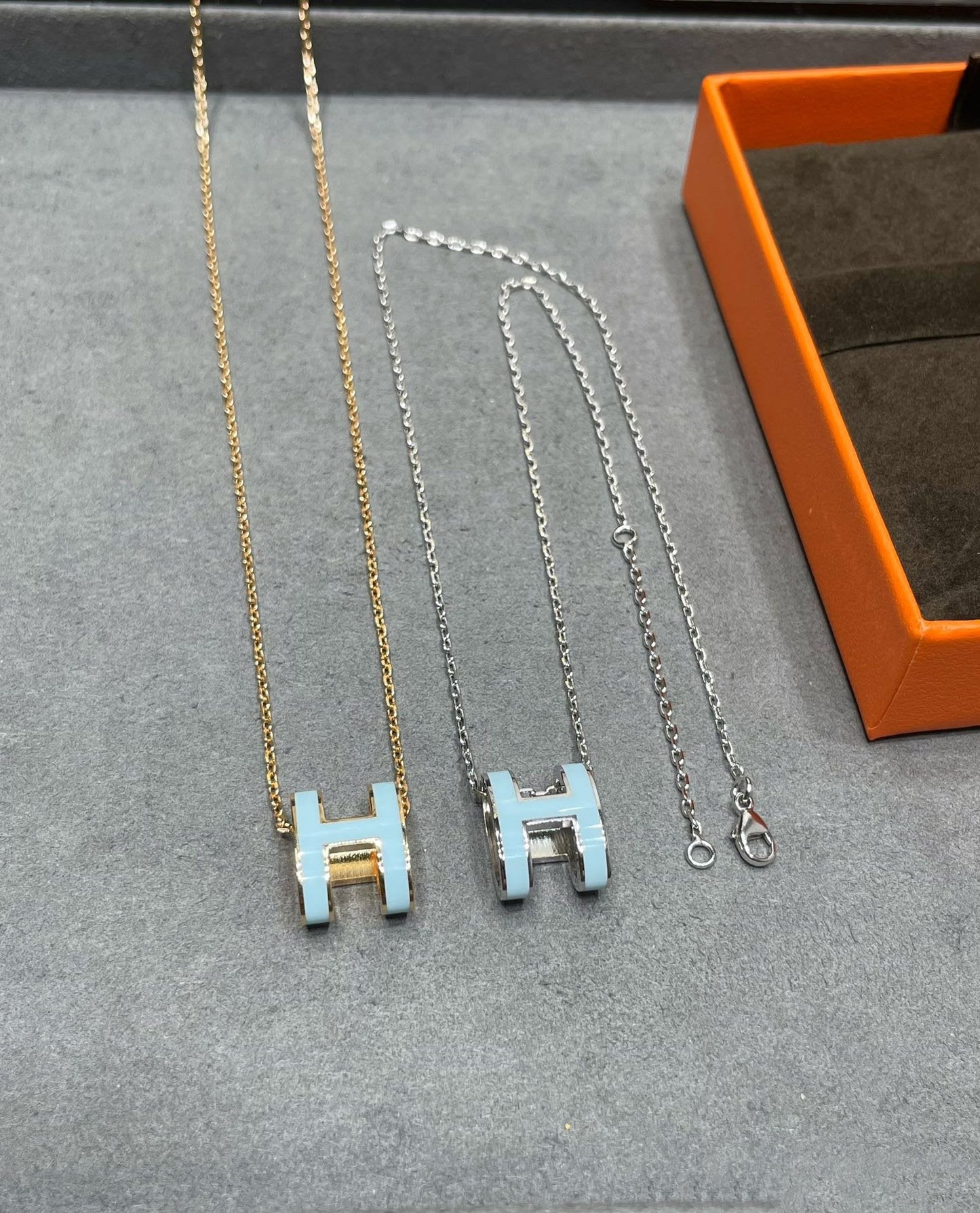[Regal Jewels]POP H SKY BLUE NECKLACE