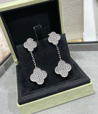 [Regal Jewels]CLOVER 2 MOTIFS DIAMOND PAVED SILVER EARRINGS