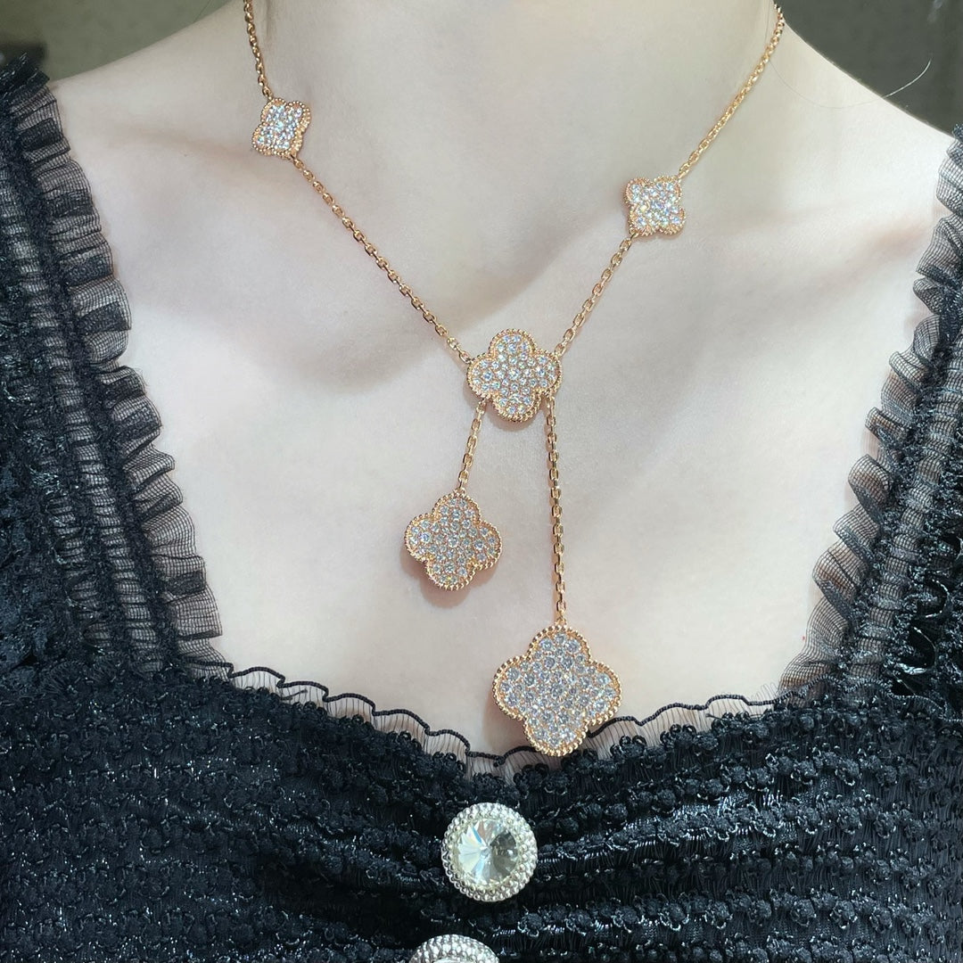 [Regal Jewels]CLOVER 6 MOTIF DIAMOND PAVED NECKLACE