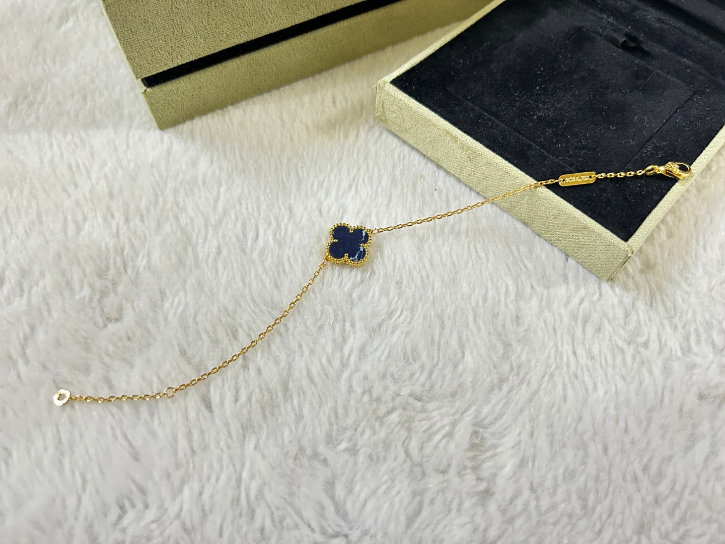 [Regal Jewels]CLOVER 1 MOTIF PIETERSITE BRACELET