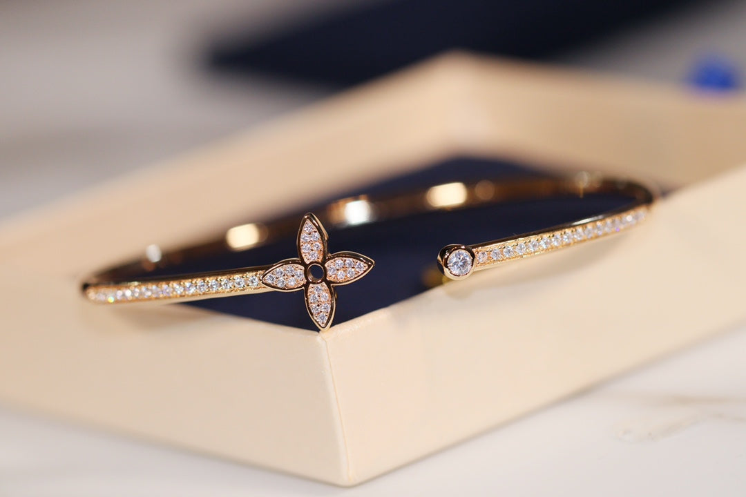 [Regal Jewels]IDYLLE GOLD OPEN BRACELET DIAMOND PAVED