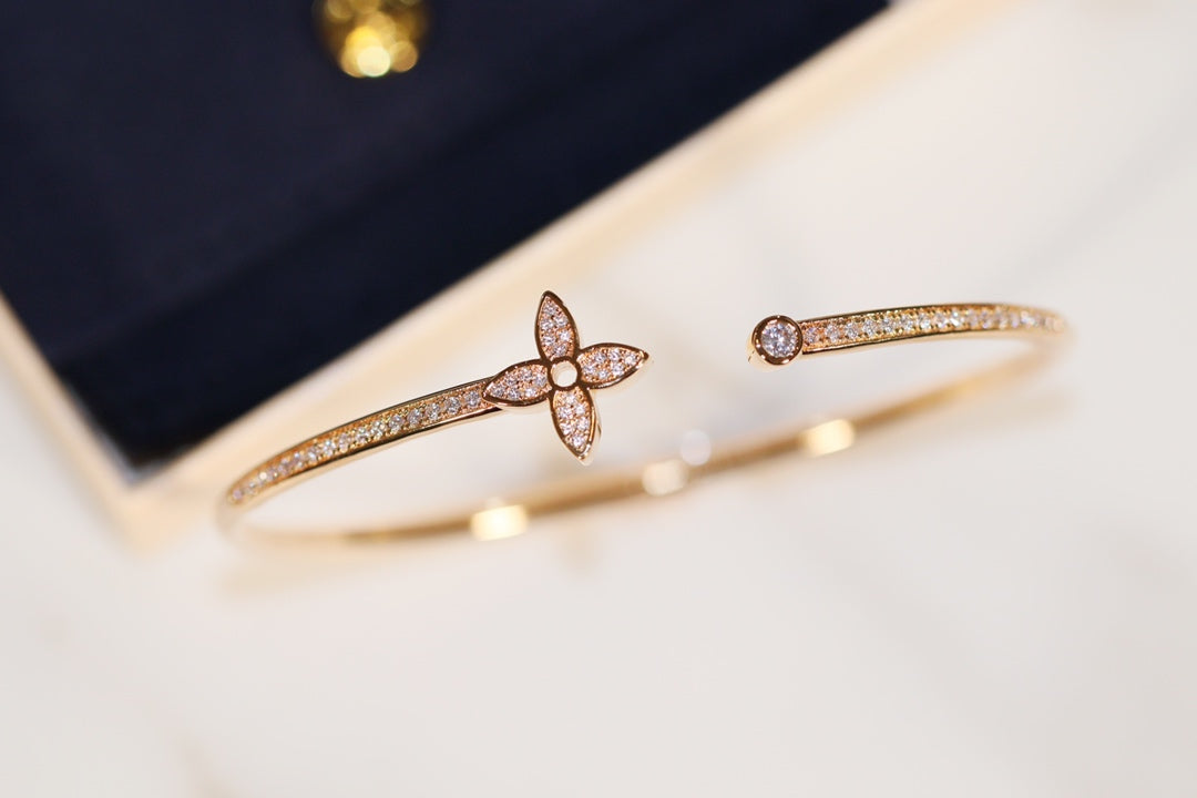 [Regal Jewels]IDYLLE GOLD OPEN BRACELET DIAMOND PAVED