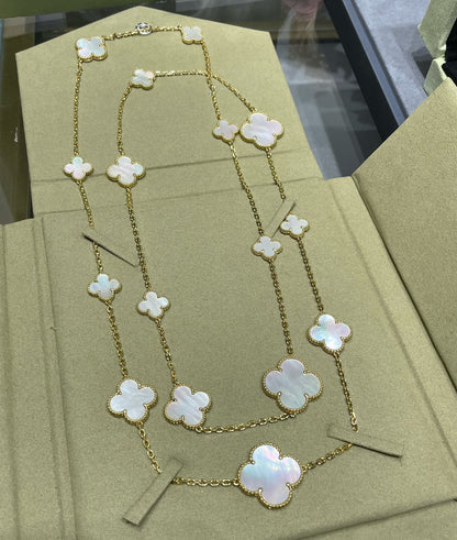 [Regal Jewels]CLOVER 16 MOTIF WHITE MOP GOLD NECKLACE