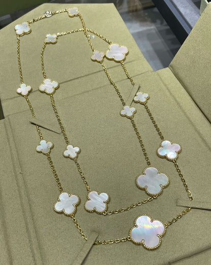 [Regal Jewels]CLOVER 16 MOTIF WHITE MOP GOLD NECKLACE