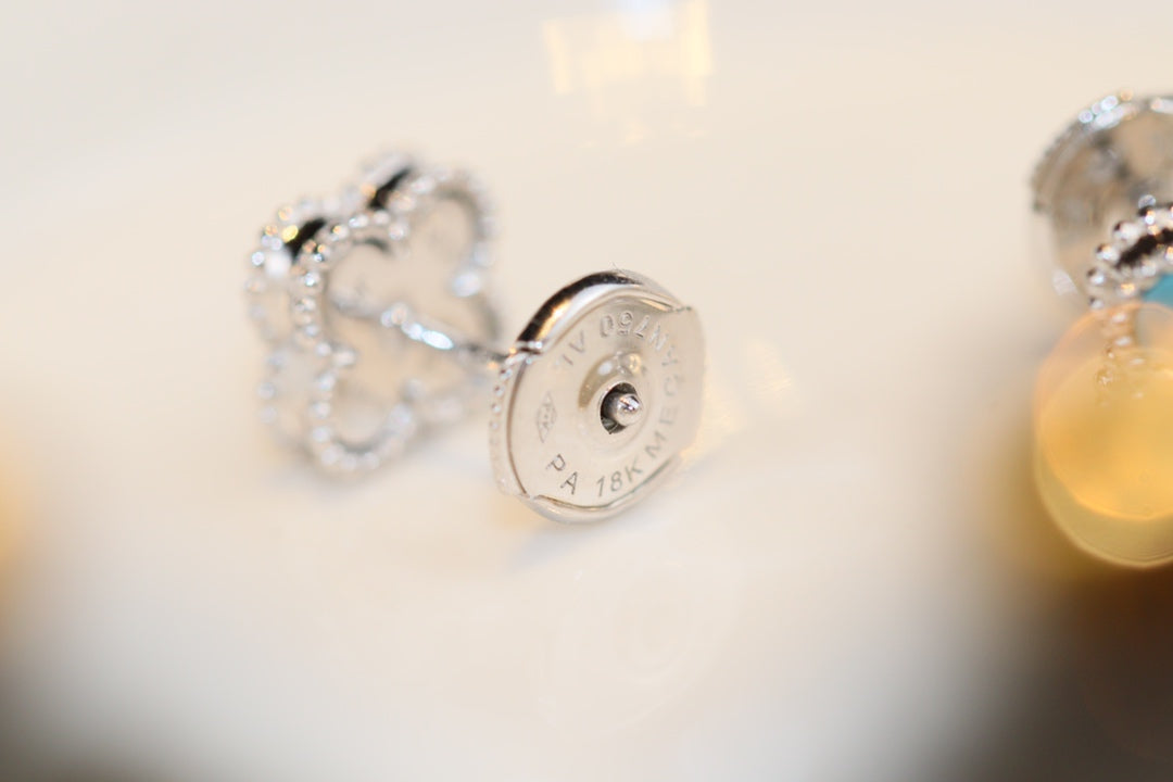 [Regal Jewels]CLOVER MINI TURQUOISE SILVER STUD EARRINGS