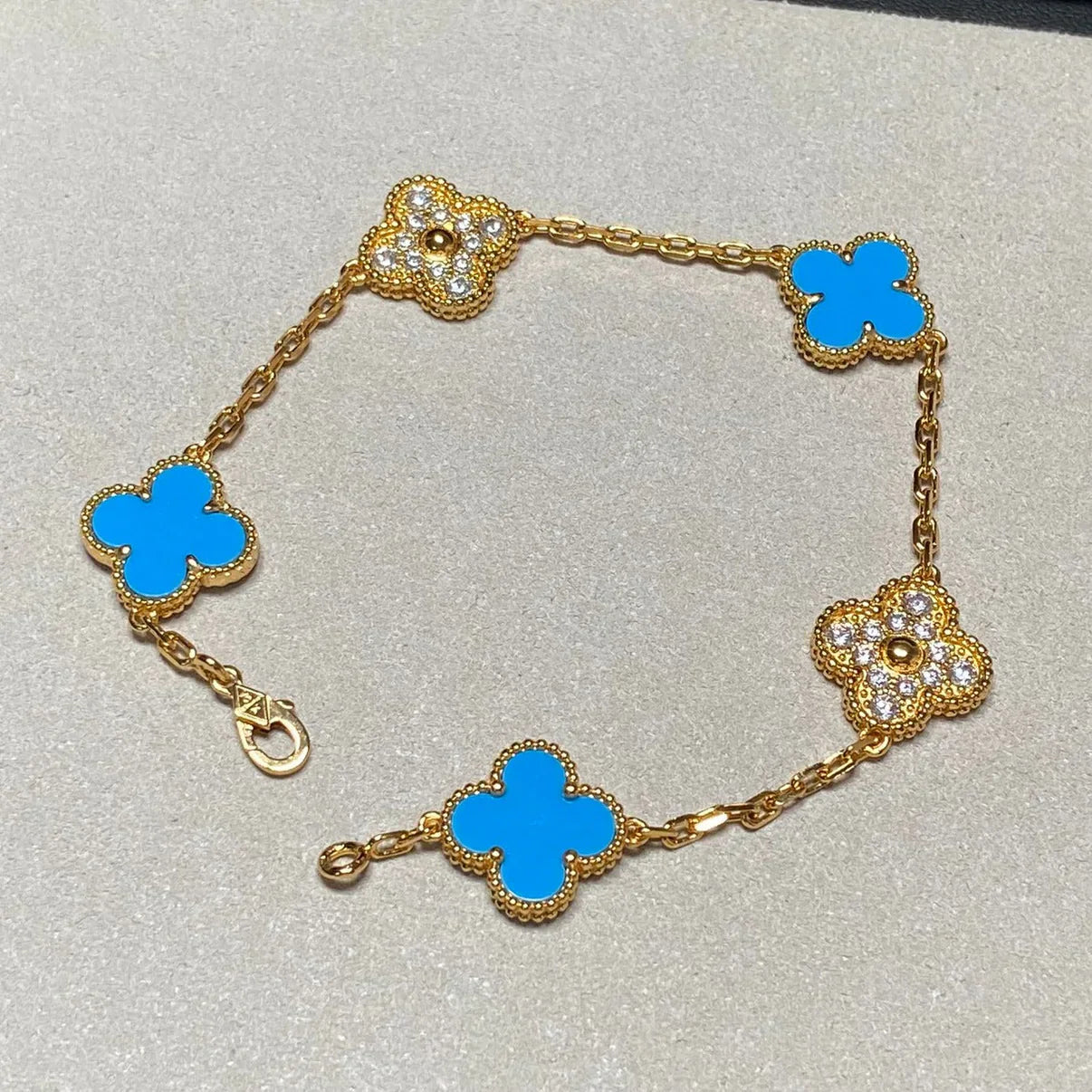 [Regal Jewels]CLOVER 5 MOTIF BLUE AGATE BRACELET COLLECTION