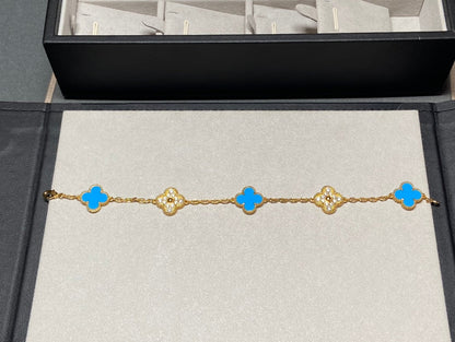 [Regal Jewels]CLOVER 5 MOTIF BLUE CHALCEDONY DIAMOND GOLD BRACELET