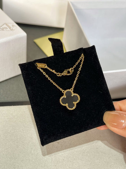 [Regal Jewels]CLOVER ROCK CRYSTAL ROSE GOLD NECKLACE