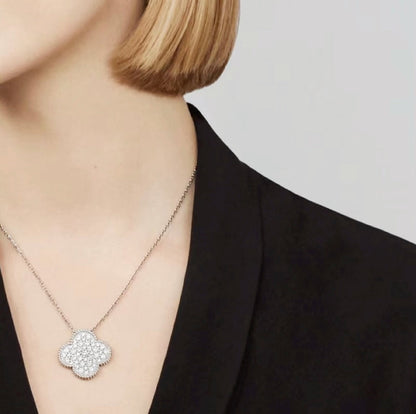 [Regal Jewels]CLOVER 25MM LARGE PENDANT DIAMOND PAVED SILVER NECKLACE