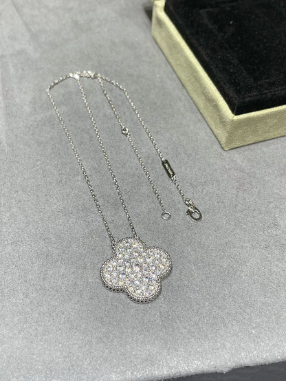 [Regal Jewels]CLOVER 25MM LARGE PENDANT DIAMOND PAVED SILVER NECKLACE