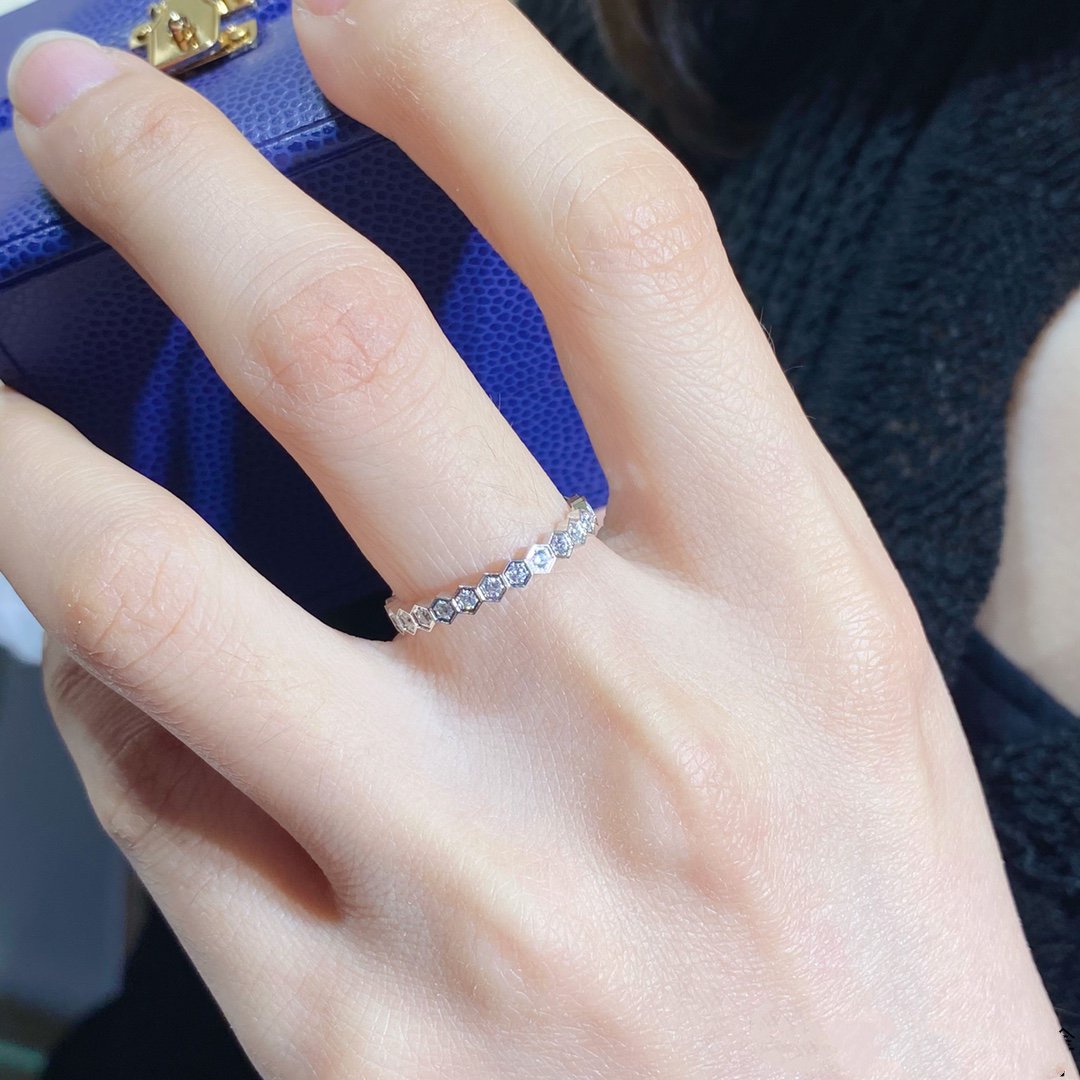 [Regal Jewels]BEE LOVE DIAMOND PAVED SMALL RING