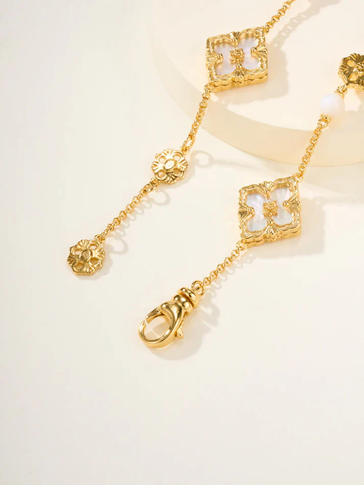 [Regal Jewels]B.C.L ENAMELED Three-Flower Bracelet£¨Trumpet)