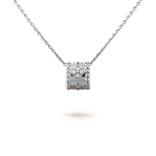 [Regal Jewels]PERLEE PEDANT SIVLER DIAMOND NECKLACE