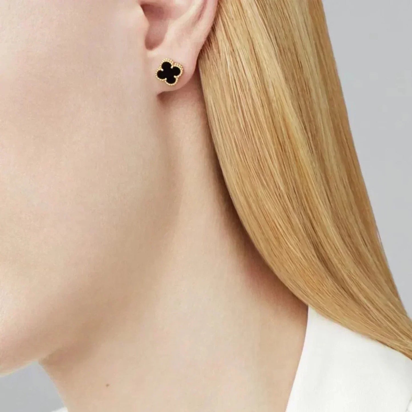 [Regal Jewels]CLOVER MINI 9.5MM BLACK MOP EARRINGS