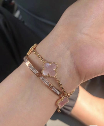 [Regal Jewels]CLOVER 5 MOTIFS Pink  AGATE  BRACELET