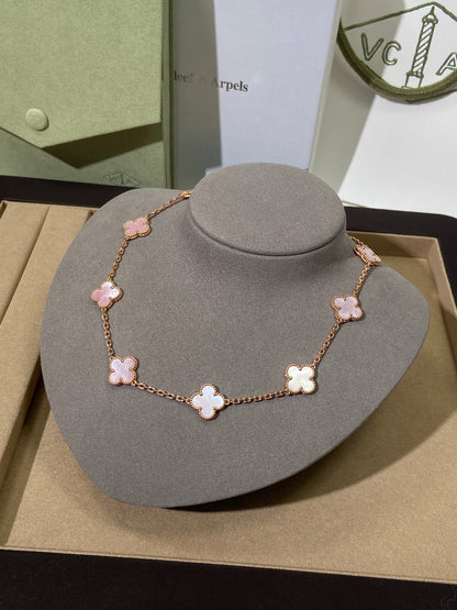 [Regal Jewels]Pink Necklace with Ten Clover Designs