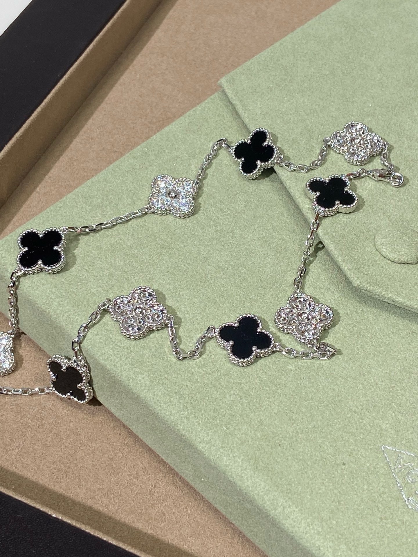 [Regal Jewels]Four-Leaf Clover Ten Elements Panda Diamond Silver Necklace