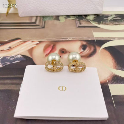 [Regal Jewels]CD Honeycomb Pearl Stud Earrings