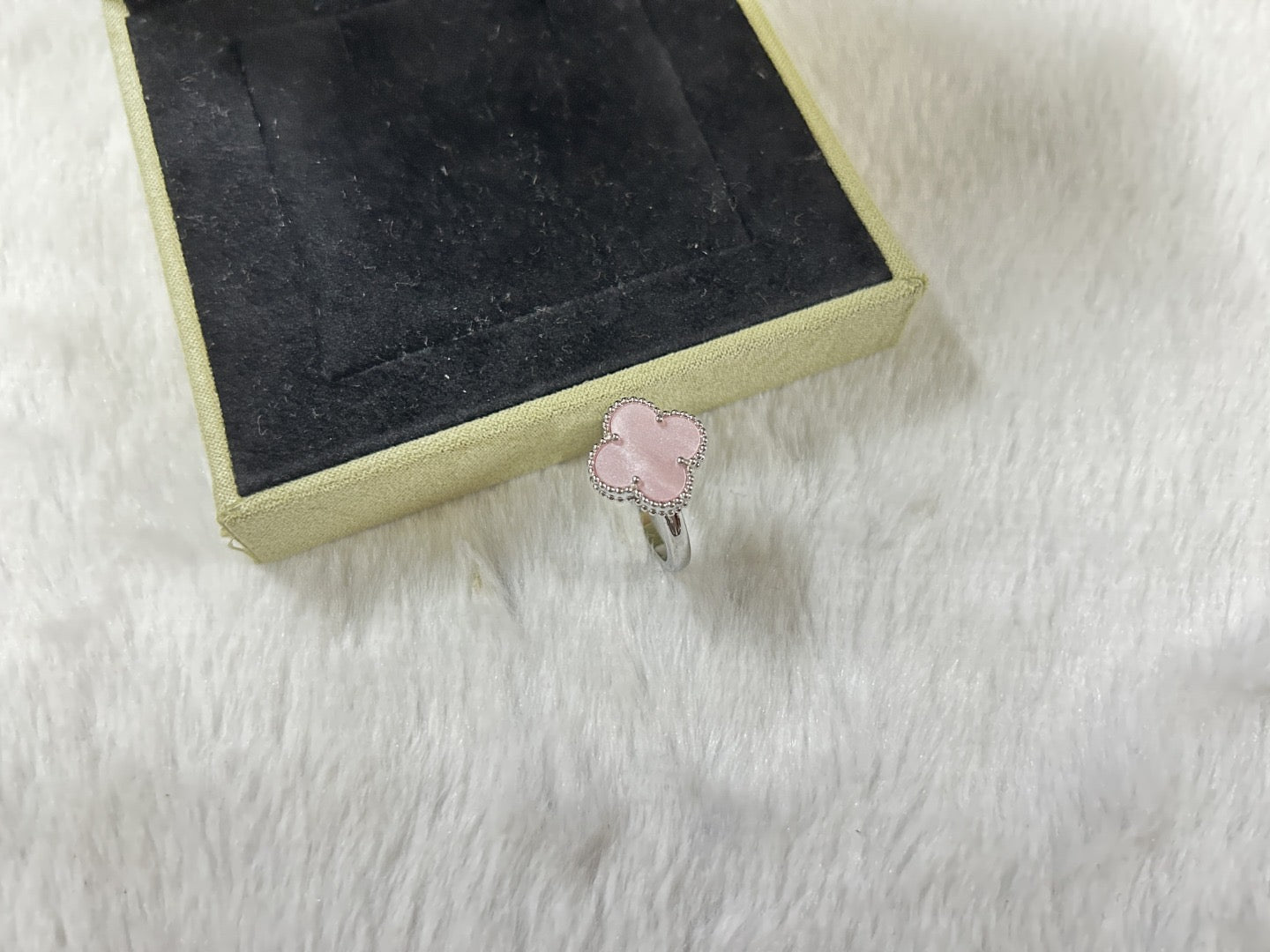 [Regal Jewels]Pink Clover Ring