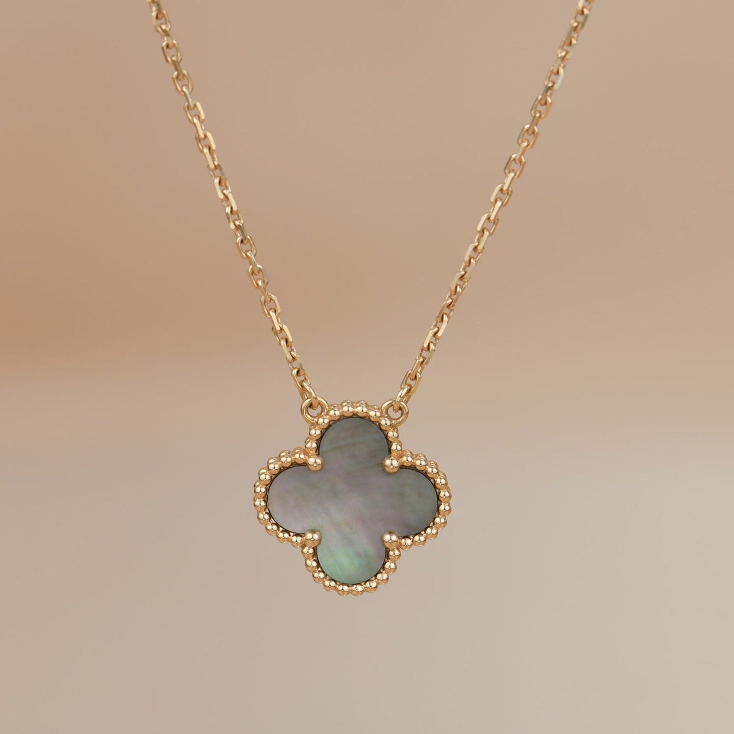 [Regal Jewels]CLOVER 15MM  GRAY MOTHER OF PEARL NECKLACE