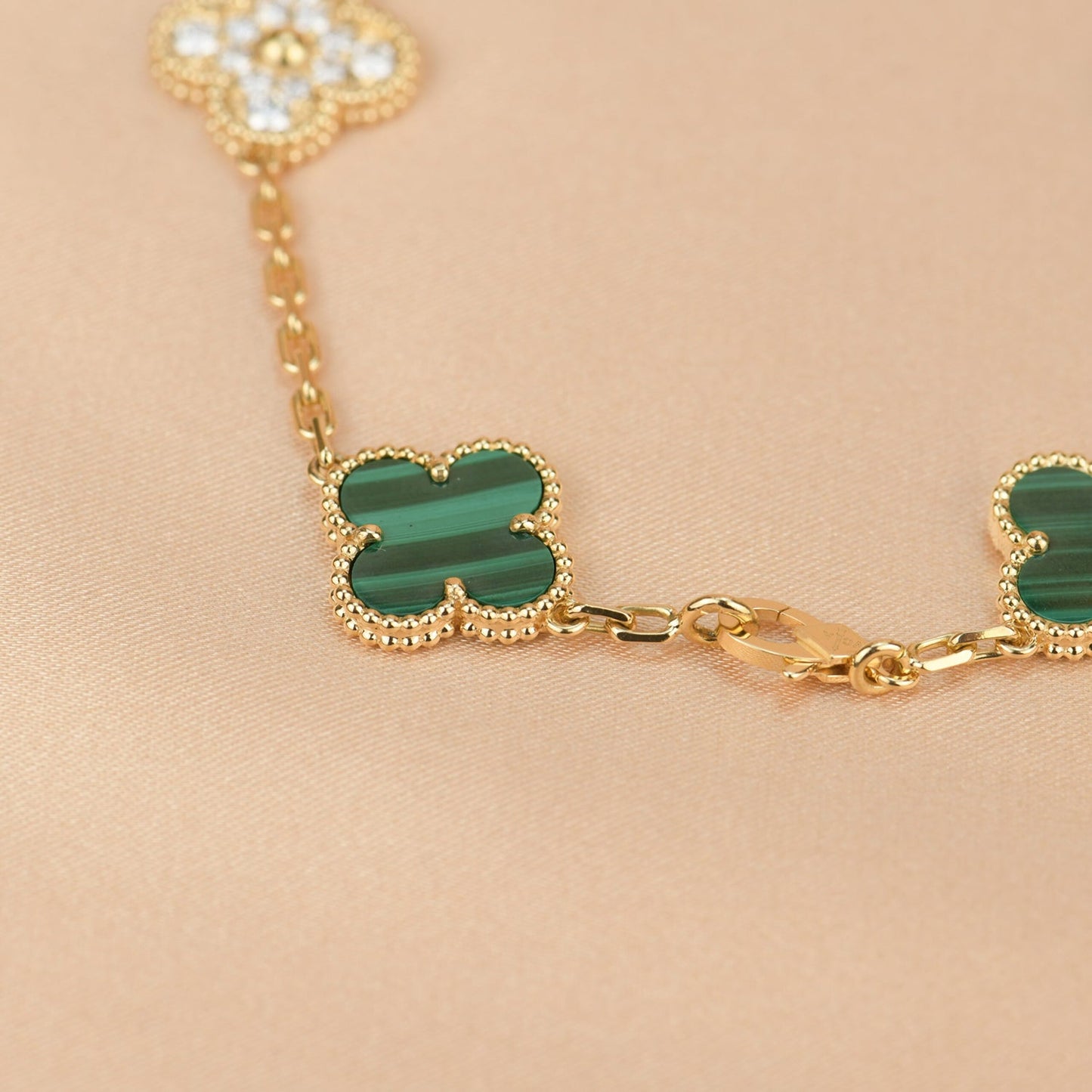 [Regal Jewels]CLOVER  5 MOTIF MALACHITE DIAMOND BRACELET