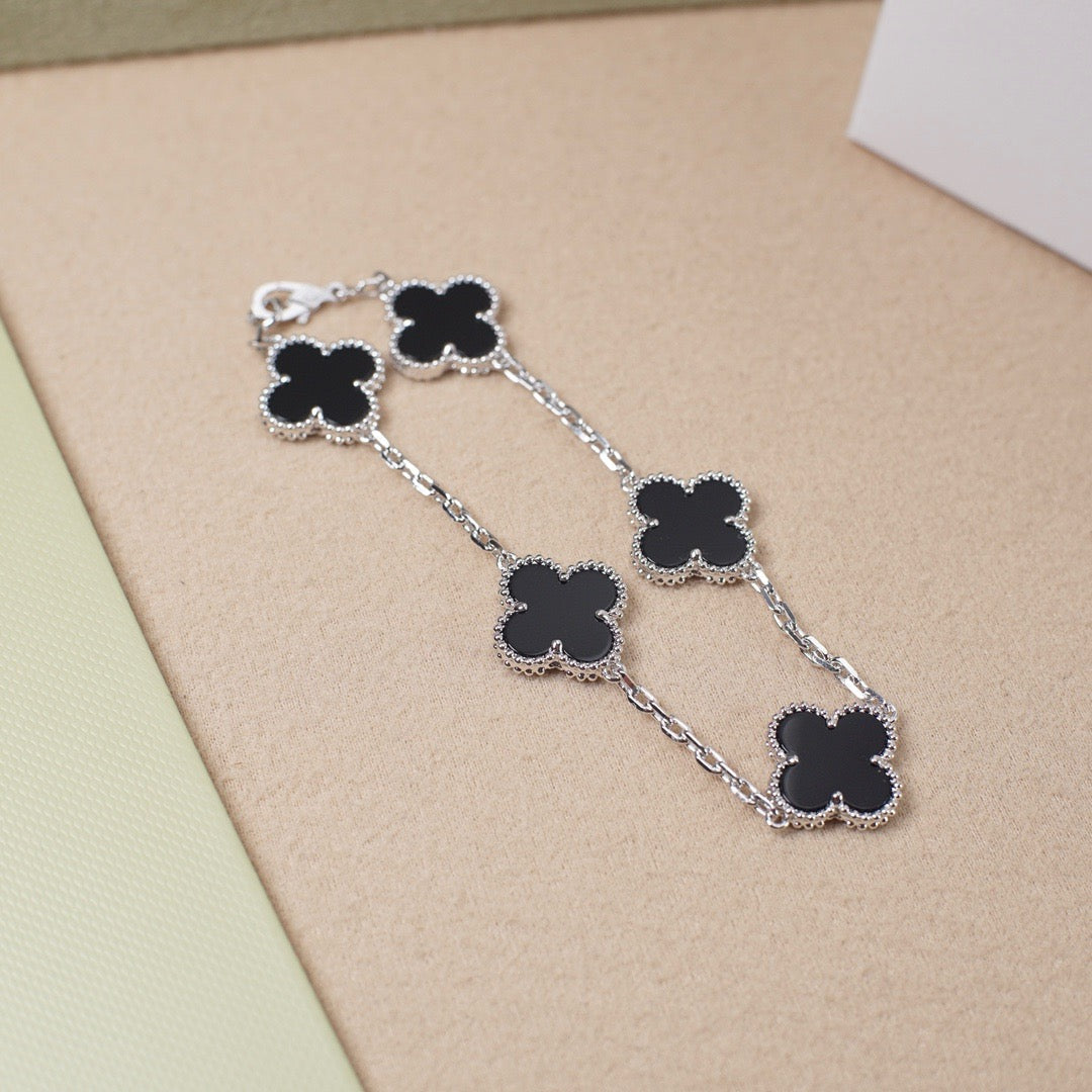 [Regal Jewels]CLOVER 5 MOTIF ONYXS  BRACELET SILVER