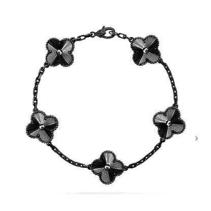 [Regal Jewels]CLOVER 5 MOTIF BLACK BRACELET