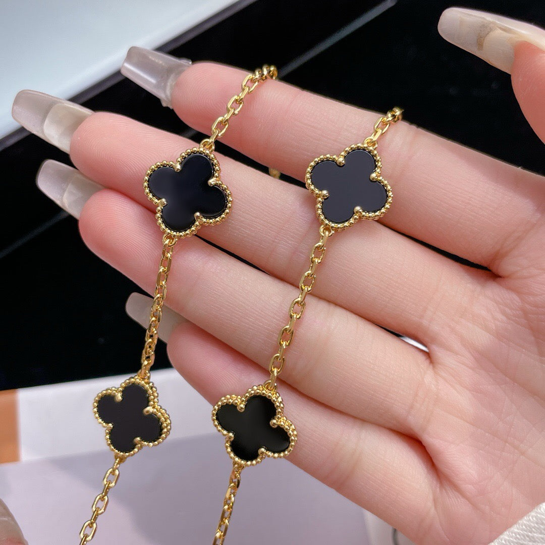 [Regal Jewels]CLOVER 10 MOTIFS ONYX NECKLACE