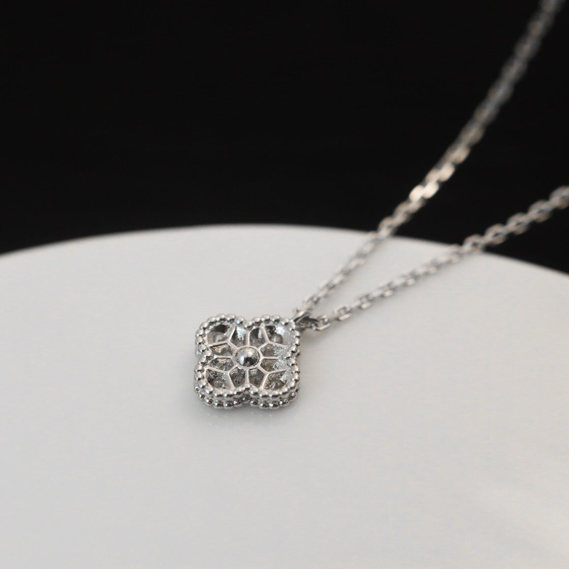 [Regal Jewels]CLOVER MINI 9.5MM PENDANT DIAMOND NECKLACE