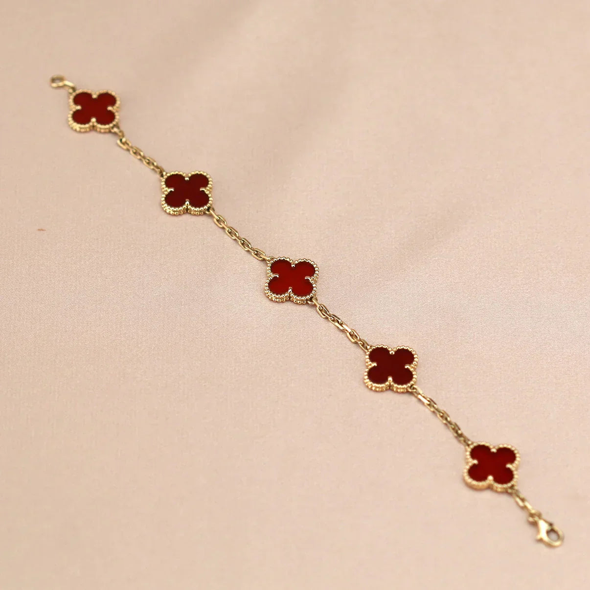 [Regal Jewels] CLOVER 5 MOTIF RED CORNELIAN BRACELET COLLECTION