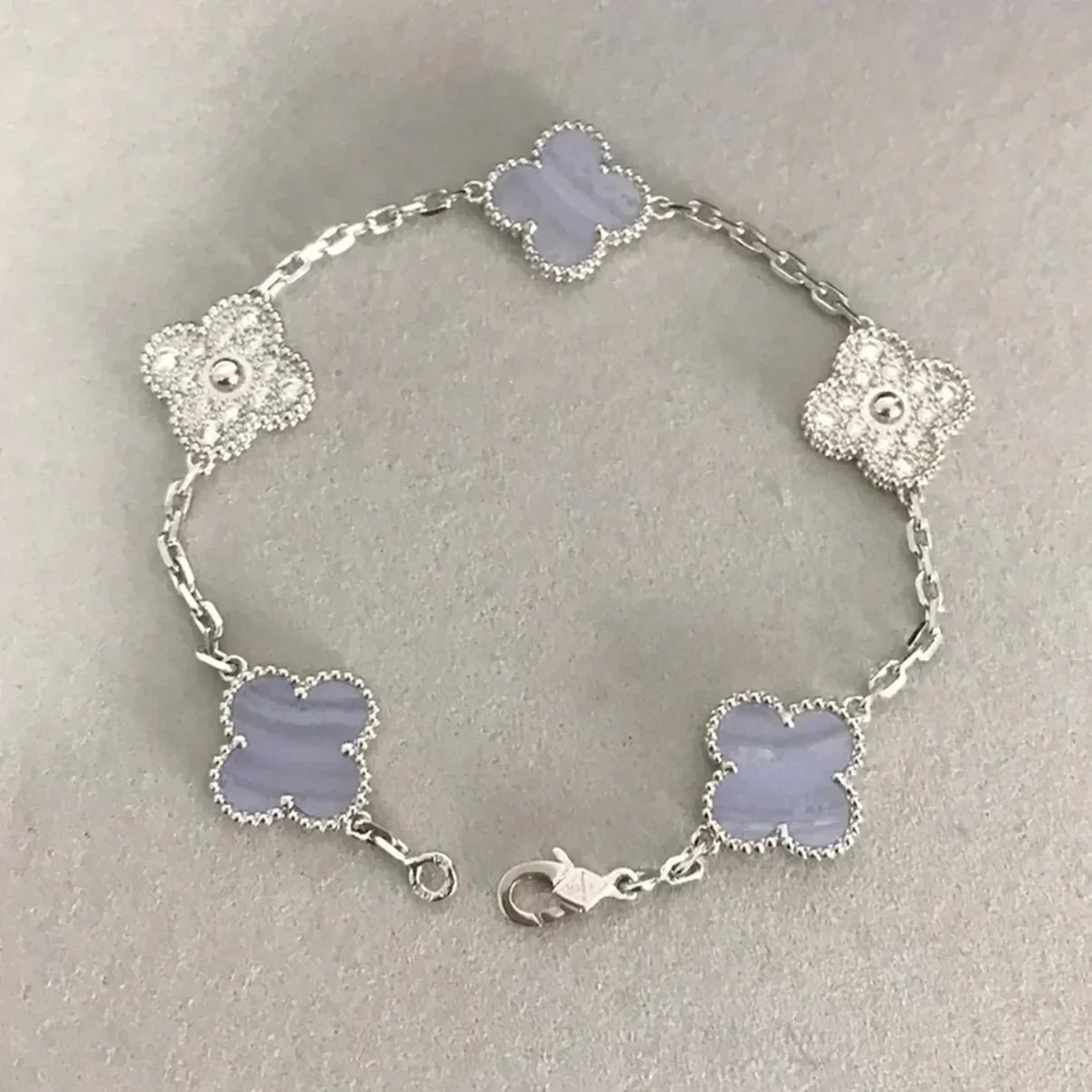 [Regal Jewels] CLOVER 5 MOTIF PURPLE CHALCEDONY BRACELET COLLECTION