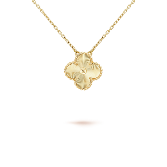 [Regal Jewels]CLOVER 15MM LASER NECKLACE