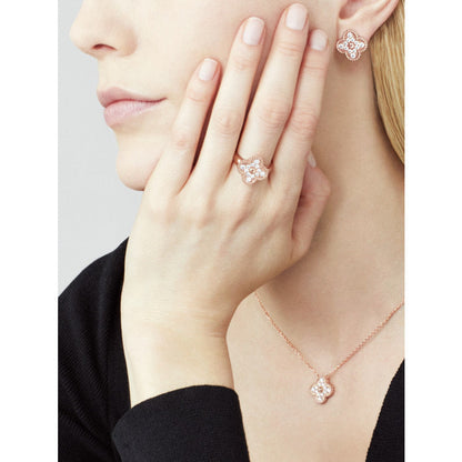 [Regal Jewels]CLOVER 15MM DIAMOND SINGLE FLOWER NECKLACE
