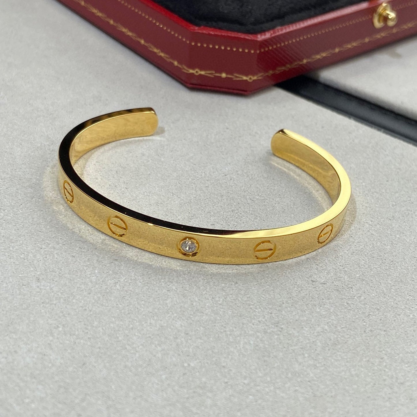[Regal Jewels]LOVE BRACELET 6.1MM 1 DIAMOND OPEN CUFF