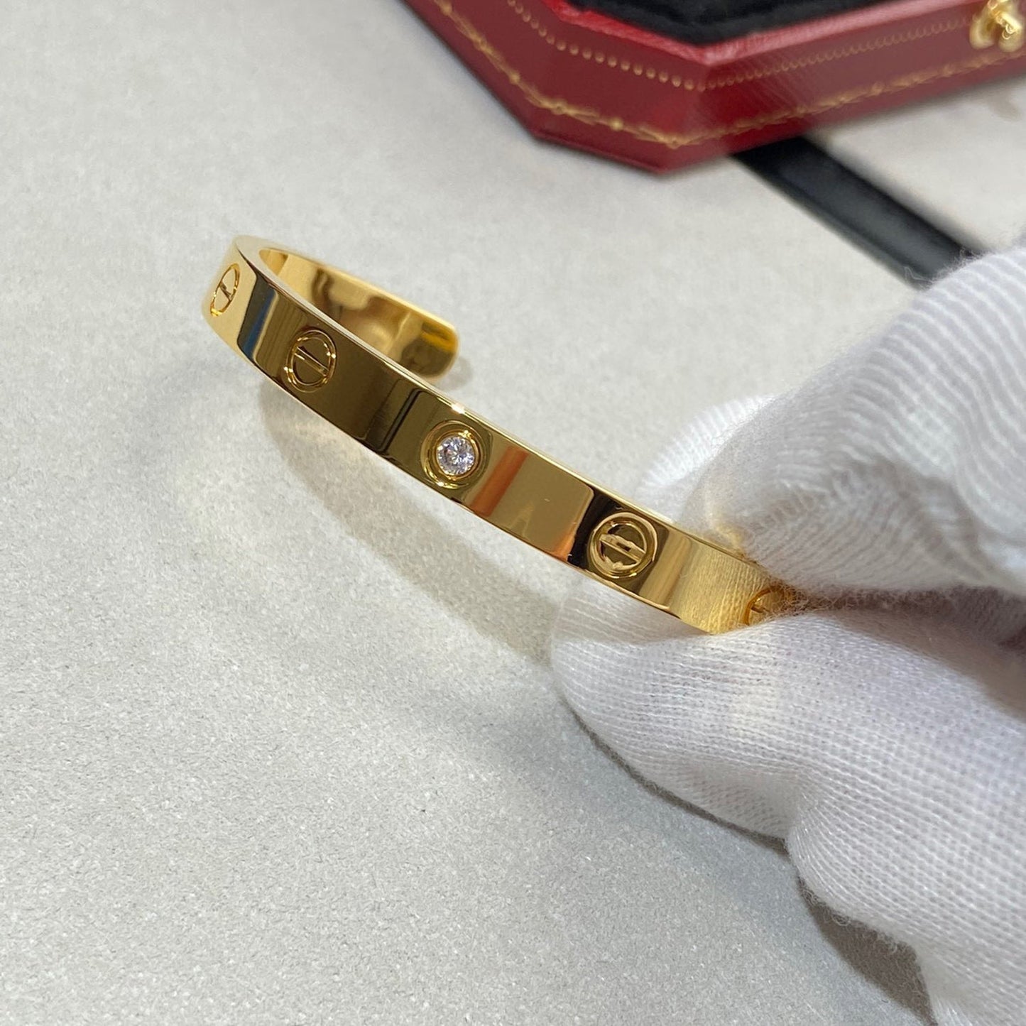[Regal Jewels]LOVE BRACELET 6.1MM 1 DIAMOND OPEN CUFF