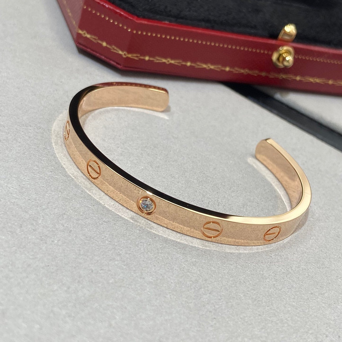 [Regal Jewels]LOVE BRACELET 6.1MM 1 DIAMOND OPEN CUFF
