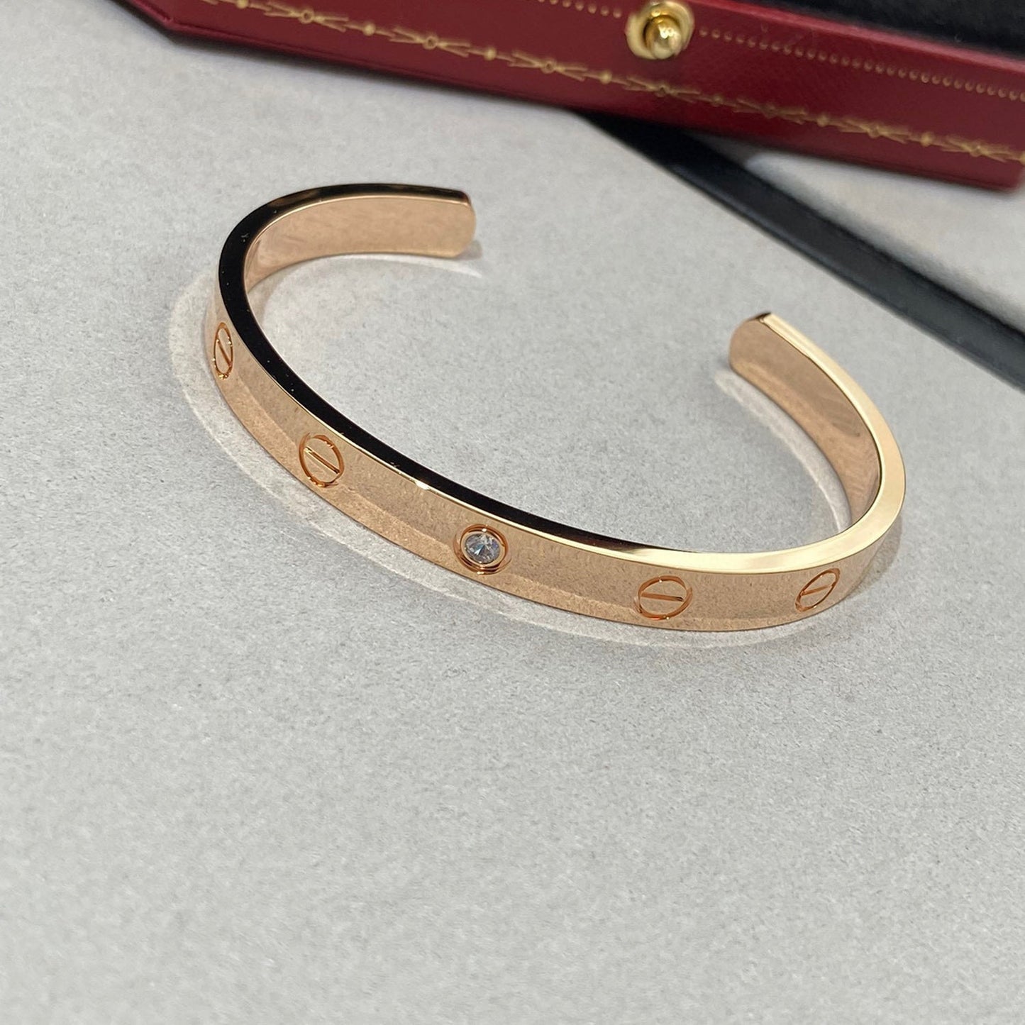 [Regal Jewels]LOVE BRACELET 6.1MM 1 DIAMOND OPEN CUFF